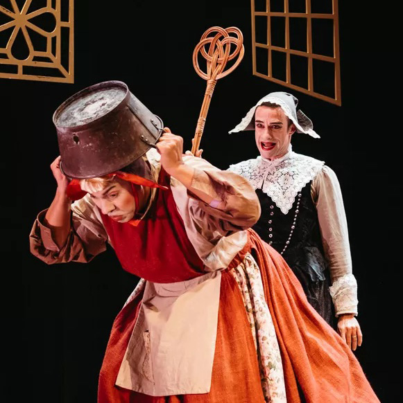 Enmudecer con hablar